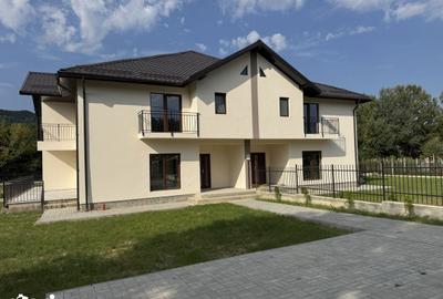 Casă cu 4 camere cu Teren 500 Mp în Bujoreni - 5