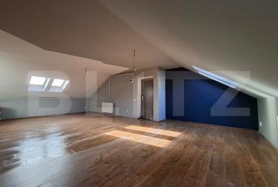 Apartament cu 3 camere semidecomandat în Florești