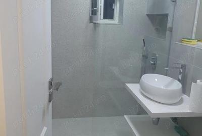 Apartament cu 3 camere decomandat în Central - 3