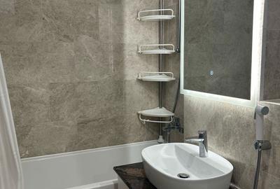 Apartament cu 7 camere în Central - 7