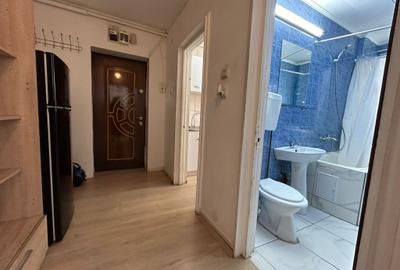 Garsonieră decomandată, mobilată în Titan - 6