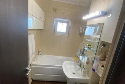 Apartament cu 2 camere, decomandat - zona Astra - 3