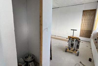 Apartament cu 2 camere semidecomandat în Săbăreni - 8