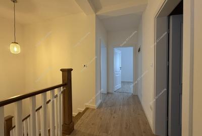 Duplex cu 5 camere cu Teren 295 Mp în Giroc - 12