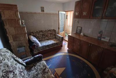 Casa de vanzare Maracineni BZ teren 1000mp COMISION 0 - 8