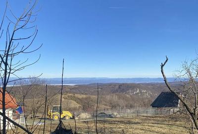 Casă cu 3 camere în Bătrâna - 1