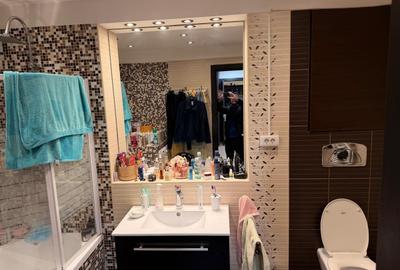 Apartament cu 3 camere decomandat în Mărășești - 8