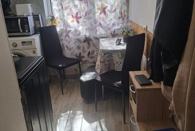 Garsonieră decomandată în Central - 2