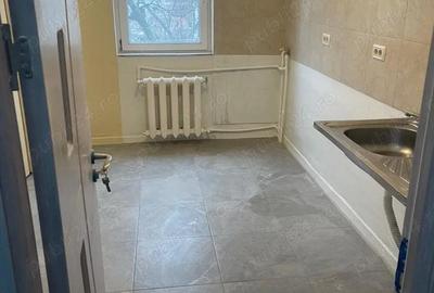 Apartament cu 2 camere decomandat în Far - 2