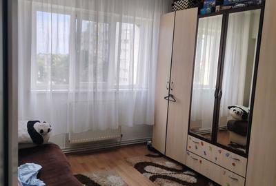 Apartament cu 2 camere decomandat în Soarelui - 2