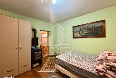 Casă cu 4 camere în Ghiroda - 8