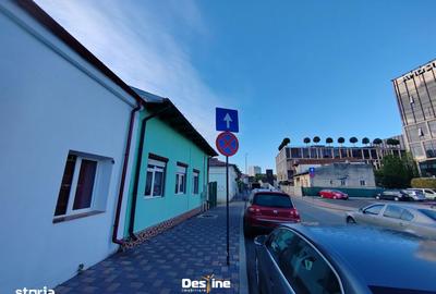 Casă cu 5 camere cu Canalizare în Central - 19