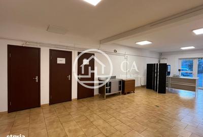 Spațiu comercial, de 65 mp, în Central - 4