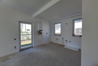 De vanzare casa cu etaj, semifinisat interior, Dezmir, 235000 Eur De vanzare casa cu etaj, semifinisat interior, Dezmir, 235000 Eur - 12