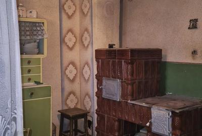 Casă cu 4 camere în Țebea - 4