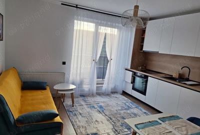 Apartament cu 2 camere decomandat în Chinteni - 3