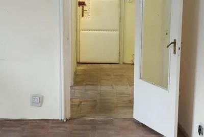 Apartament cu 2 camere semidecomandat în Șagului