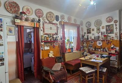 Apartament cu 3 camere decomandat în Central - 4