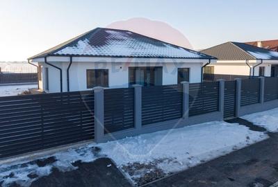 Casa 4 camere-594 mp teren,  construcție noua-Harman - 13