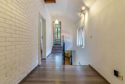 Casă individuală cu 6 camere cu Canalizare în Semicentral - 6