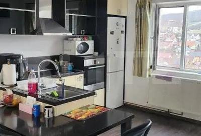 Casă cu Teren 321 Mp în Central - 3