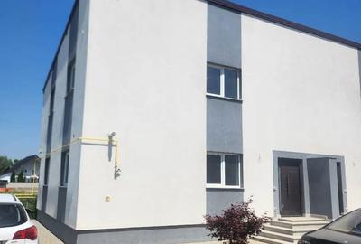 Casă cu 3 camere cu Teren 250 Mp în Central - 8
