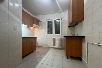 Proprietar, apartament 3 camere zona Berceni Sector 4 - 12