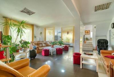 Hotel/Pensiune, 305 mp în Bran