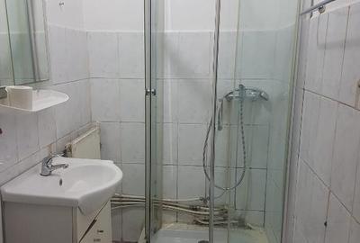 Apartament doua camere, decomandat, mobilat si utilat, zona Energiei - 1