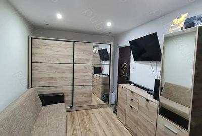 Garsonieră decomandată, mobilată în Buziașului