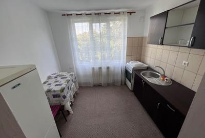 Garsonieră decomandată în Central - 4