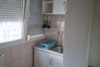 Apartament cu 2 camere decomandat în Central - 6