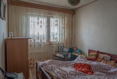 Apartament cu 3 camere decomandat, mobilat în Moinești - 11