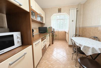 Apartament cu 3 camere decomandat în Apărătorii Patriei - 3
