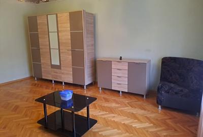 CASA DE VANZARE IN HD - 2