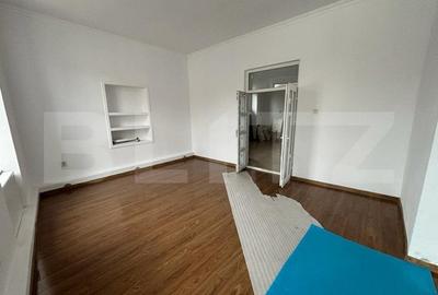 Casa de vanzare in centru orasului - 4