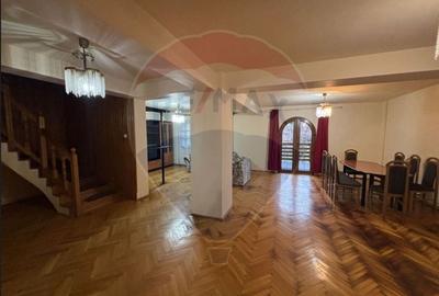Casă individuală cu 5 camere cu Teren 700 Mp în Grădiște - 1