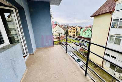 Apartament cu 4 camere decomandat, mobilat în Ștrand - 9