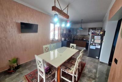 Casă cu 4 camere cu Teren 1165 Mp în Gologanu - 5