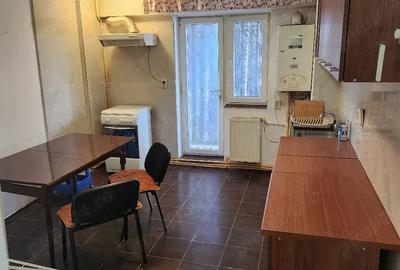 Apartament cu 2 camere decomandat în Școlilor - 5
