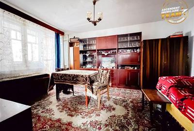 Decomandat, apreciabil configurat, avantaj personalizare dupa propriul stil
