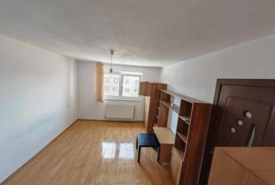 Garsonieră decomandată în Bartolomeu - 1