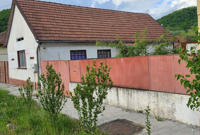 Casă cu 3 camere în Central - 3