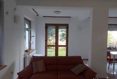 Casă cu 7 camere cu Canalizare în Snagov