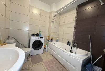 Apartament cu 3 camere în Central - 1