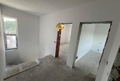 Casă cu 4 camere cu Canalizare în Otopeni - 12