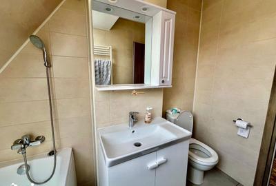 Apartament cu 2 camere, mobilat în Podul de Piatră - 14