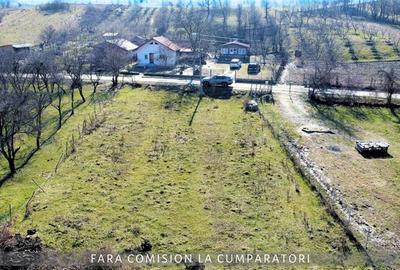 Teren intravilan de 872 mp, în 1 Mai - 2