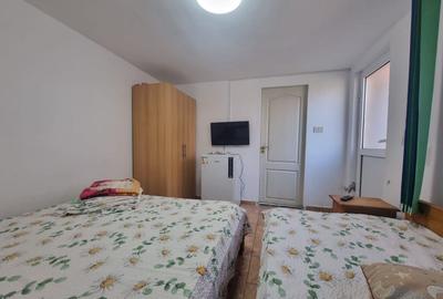 Casă cu 10 camere cu Canalizare în Est - 11