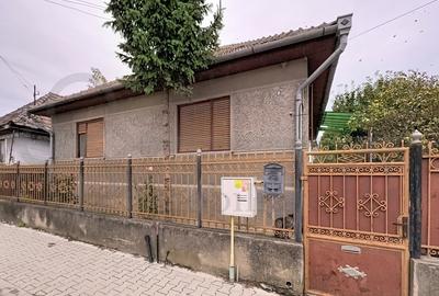 Casa individuala cu 3 camere, 100 mp, teren 450 mp, zona Aviatiei - 1